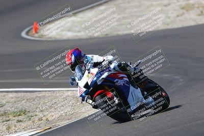 media/Sep-21-2025-TrackDaz (Sun) [[277c75b276]]/C Group/1140pm (Turn 3)/